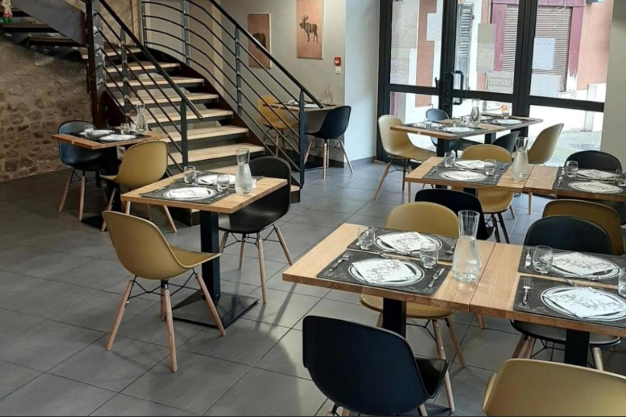 Auberge Du Vernet - Le Pin Solitaire Hotel L'Estrade ภายนอก รูปภาพ